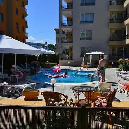 Hotel Megas Sluneční pobřeží